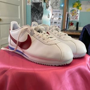 Nike Cortez Women’s 9.5